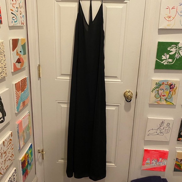 Black Slit Maxi Dress - Picture 3 of 12